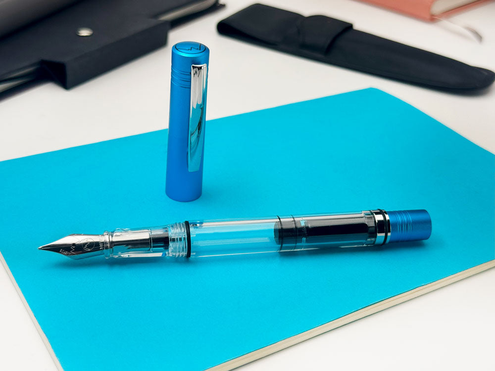 Monteverde USA® MP1 Lock-It Piston Technology Fountain Pen Bright Blue