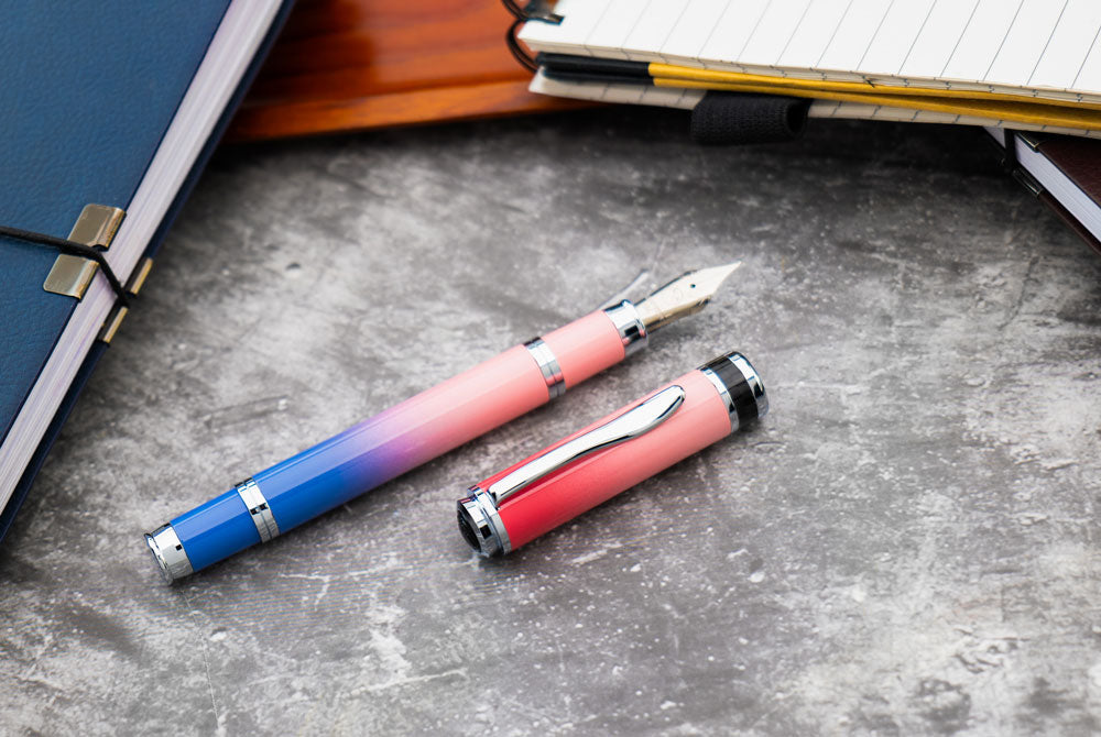 Monteverde Innova Ombre Fusion Charm (Violet/Pink/Magenta) Fountain Pen