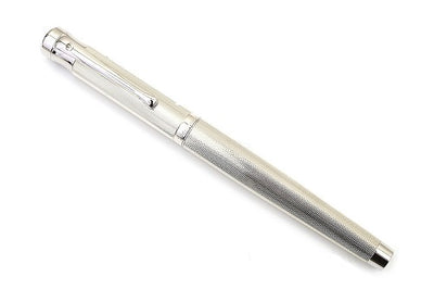 Waldmann टैंगो सीरीज फाइन जौ पैटर्न उत्कीर्णन स्पेस फाउंटेन पेन के साथ